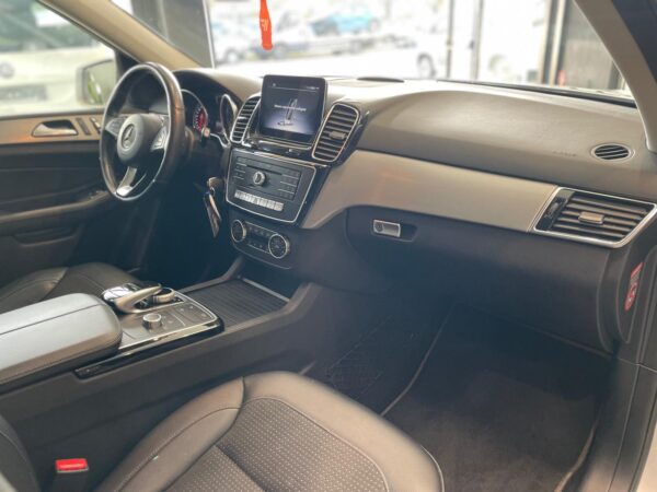Mercedes-Benz GLE 400 4 MATIC SPORT - immagine 11