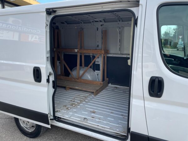 Citroen Jumper 33-BlueHDin 2.2HDI 120CV S&S PC-TN Furgone - immagine 7