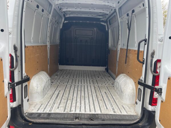 Renault Master 2.3 dci 135cv L2 H2 - immagine 9