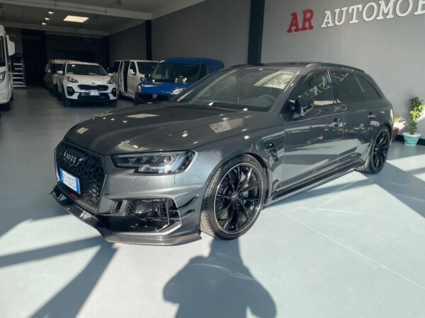 Audi RS4 -R ABT 1/50 ESEMPLARI PRODOTTI - immagine 2