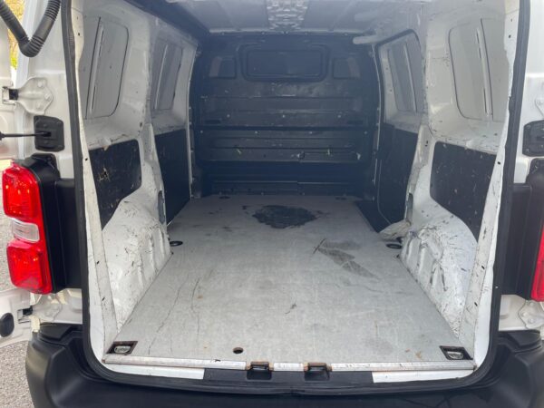 Fiat Scudo 1.5 BlueHDi 120CV S&S PL-TN Furgone - immagine 8