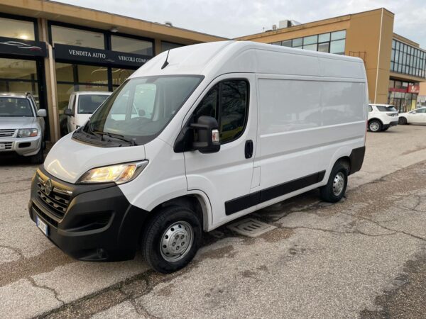 Opel Movano 2.2 BlueHDi 140CV L2H2 - immagine 2