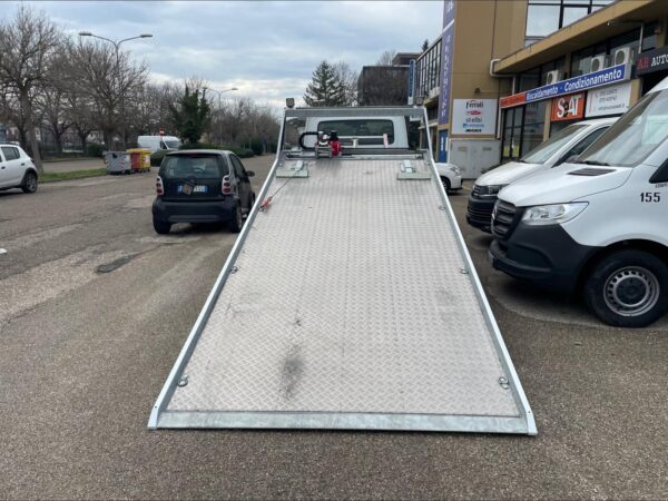 Iveco Daily 35S14 CARROATTREZZI SCARRABILE - immagine 5