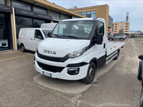 Iveco Daily 35S14 CARROATTREZZI SCARRABILE - immagine 2
