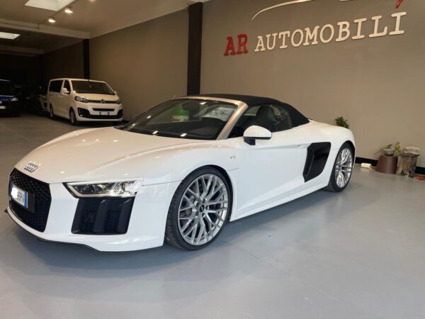 Audi R8 5.2 V10 RWD SPYDER OFF1/999 540CV - immagine 5