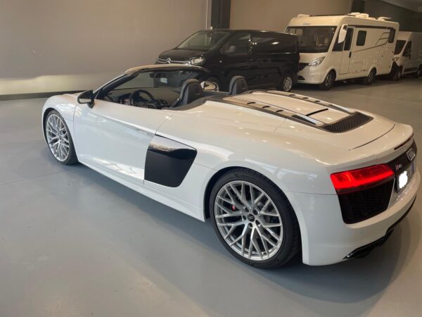 Audi R8 5.2 V10 RWD SPYDER OFF1/999 540CV - immagine 6