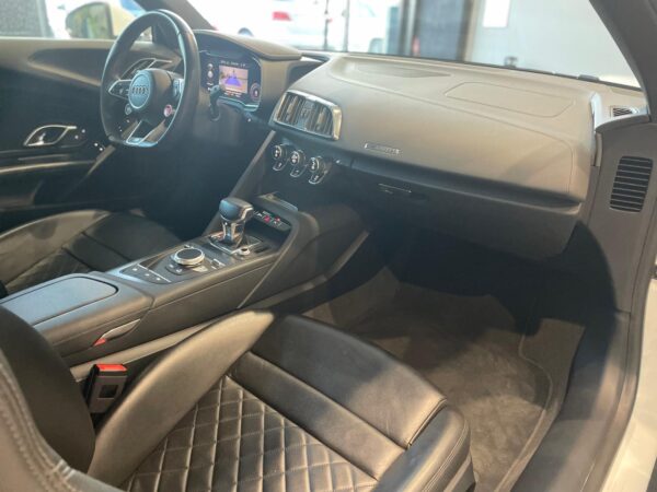 Audi R8 5.2 V10 RWD SPYDER OFF1/999 540CV - immagine 13