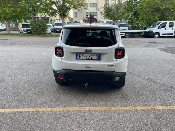 Jeep Renegade 1.6 mjt Night Eagle 120cv 2wd - immagine 8