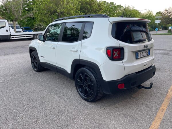 Jeep Renegade 1.6 mjt Night Eagle 120cv 2wd - immagine 7