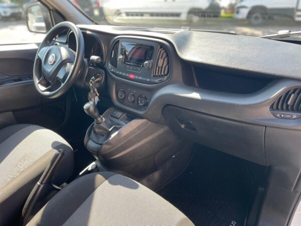 Fiat Doblo 1.3 MJTD 95cv CARGO - immagine 12