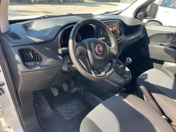 Fiat Doblo 1.3 MJTD 95cv CARGO - immagine 10