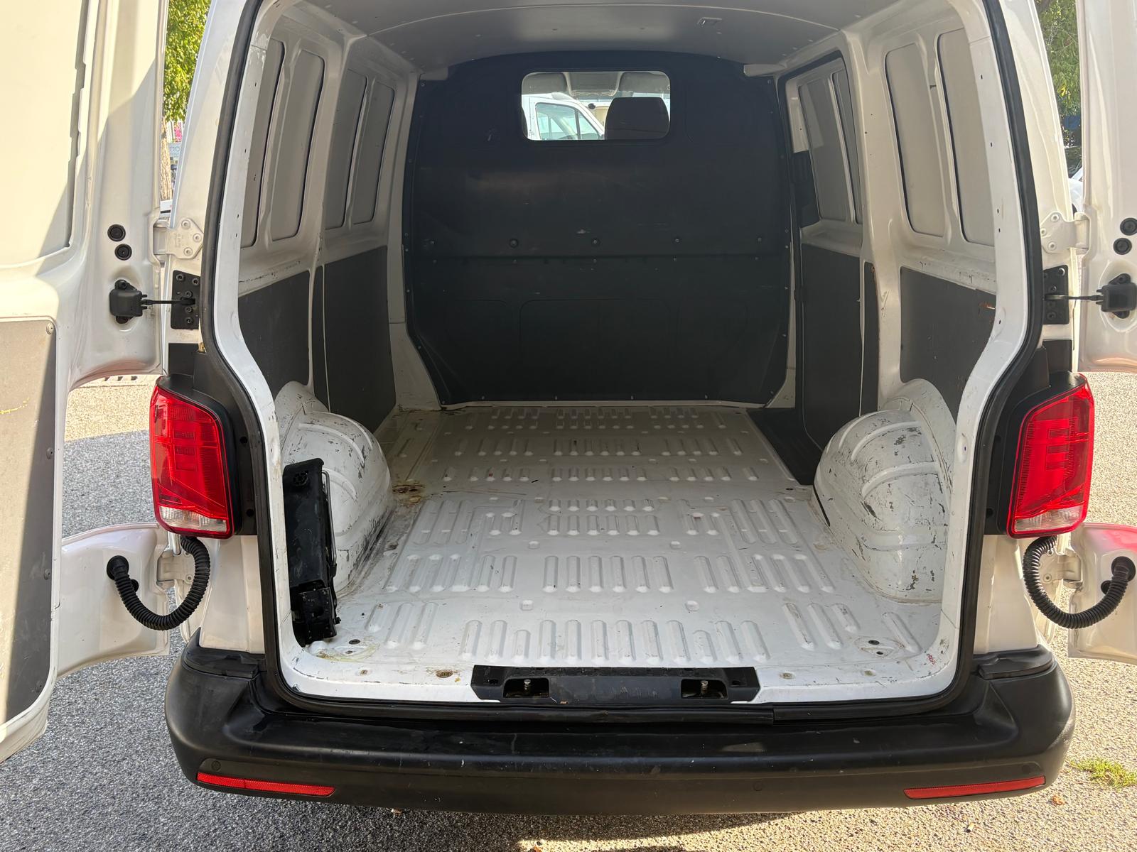 VOLKSWAGEN T6 TRASPORTER 2.0 TDI 150CV 4MOTION 4X4 - immagine 9